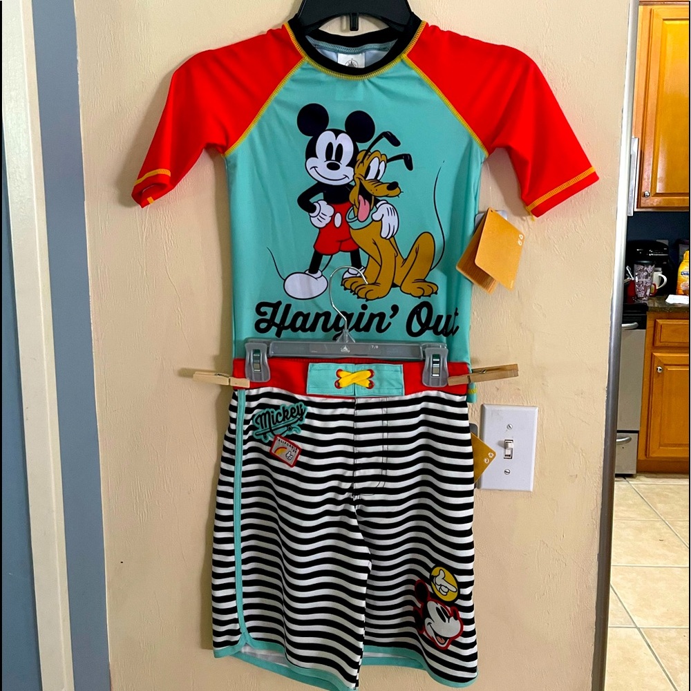 BNWT Disney Store Boys Swim Set - Size 7/8